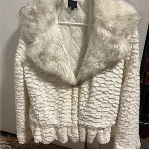 Halogen White Textured Teddy Jacket